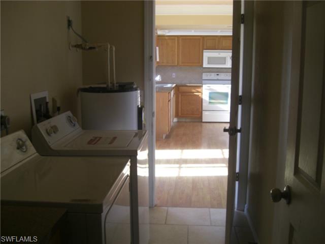 1813 NW 20th PL, Cape Coral, FL 33993