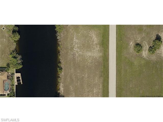 112 NW 32nd PL, Cape Coral, FL 33993