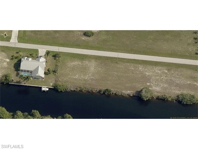 112 NW 32nd PL, Cape Coral, FL 33993