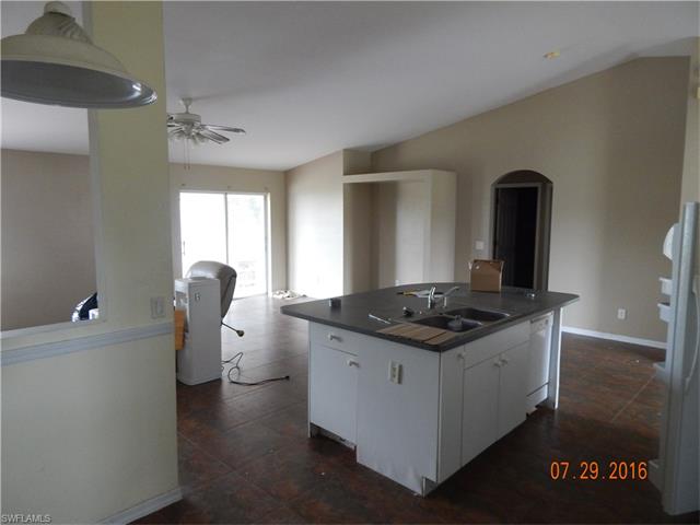 2248 NW 5th TER, Cape Coral, FL 33993