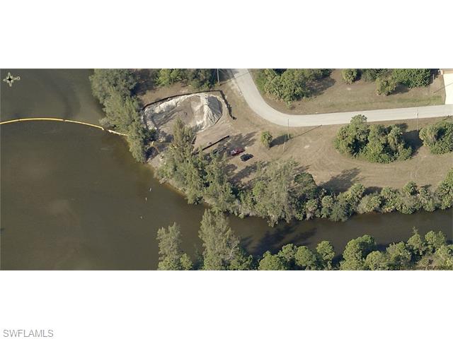 2301 NW 32nd PL, Cape Coral, FL 33993