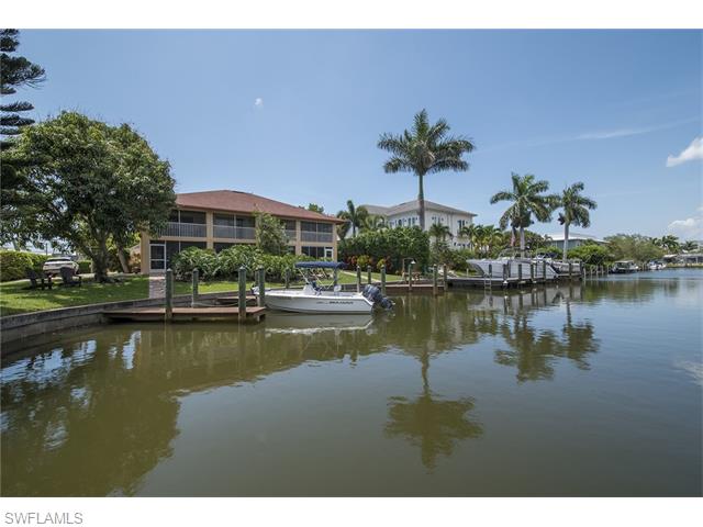 1415 Blue Point AVE, Naples, FL 34102