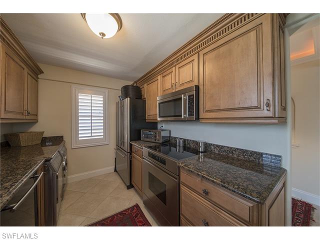 1415 Blue Point AVE, Naples, FL 34102