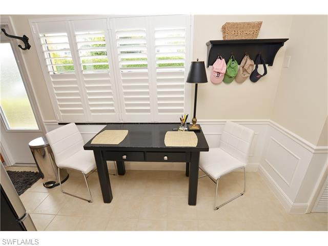 203 8th AVE S, Naples, FL 34102