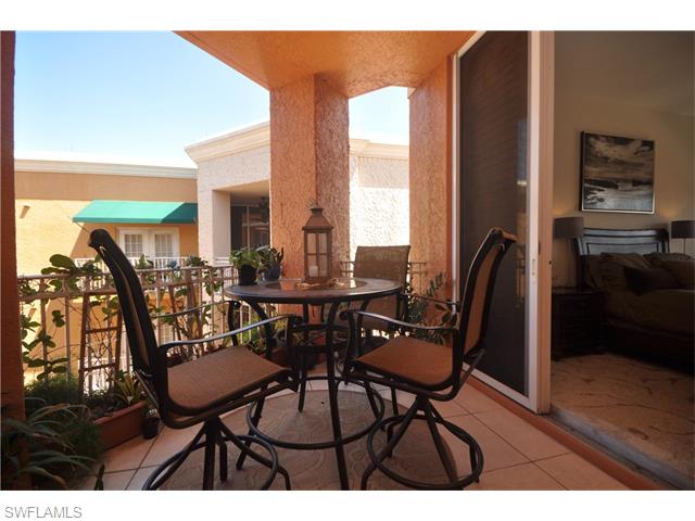 451 Bayfront PL, Naples, FL 34102