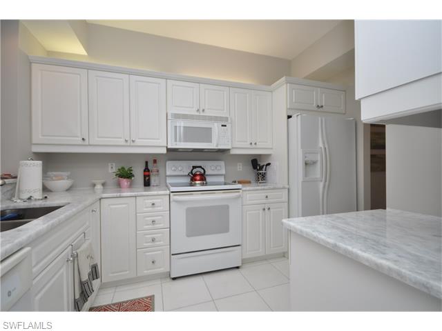 401 Bayfront PL, Naples, FL 34102