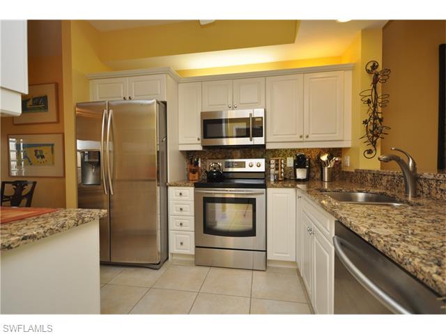 401 Bayfront PL, Naples, FL 34102