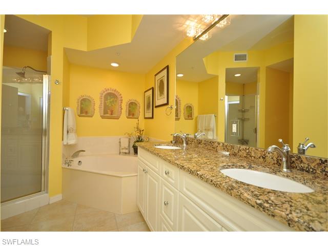 401 Bayfront PL, Naples, FL 34102
