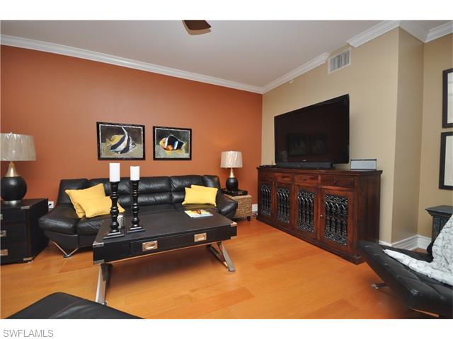 401 Bayfront PL, Naples, FL 34102
