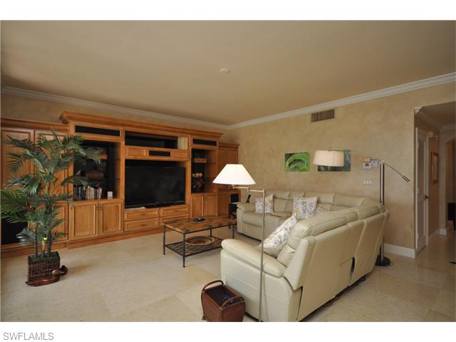 450 Bayfront PL, Naples, FL 34102