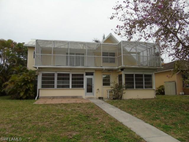 1120 Sandpiper ST, Naples, FL 34102