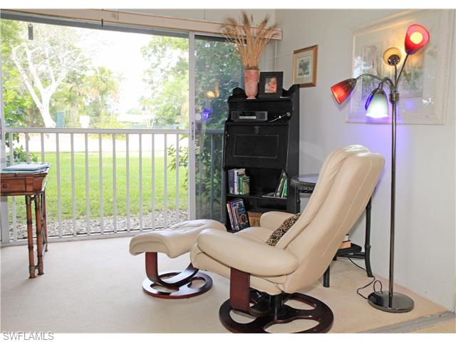 1900 Alamanda DR, Naples, FL 34102