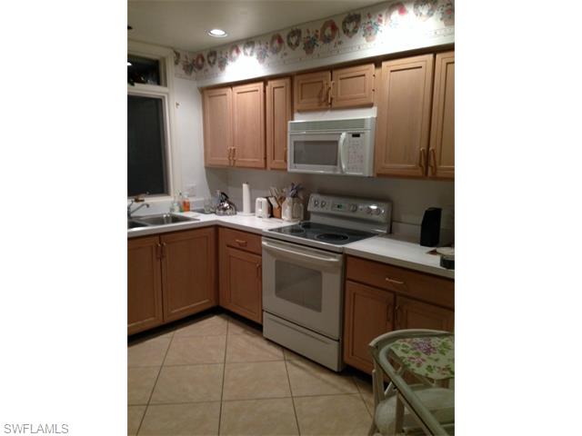 3634 Belair LN, Naples, FL 34103
