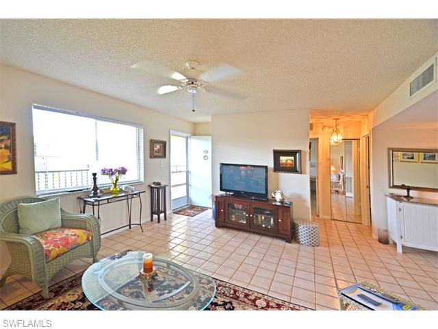 788 Park Shore DR, Naples, FL 34103