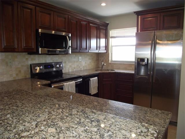 45 High Point CIR S, Naples, FL 34103