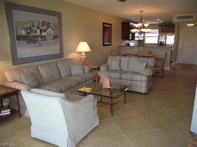 45 High Point CIR S, Naples, FL 34103