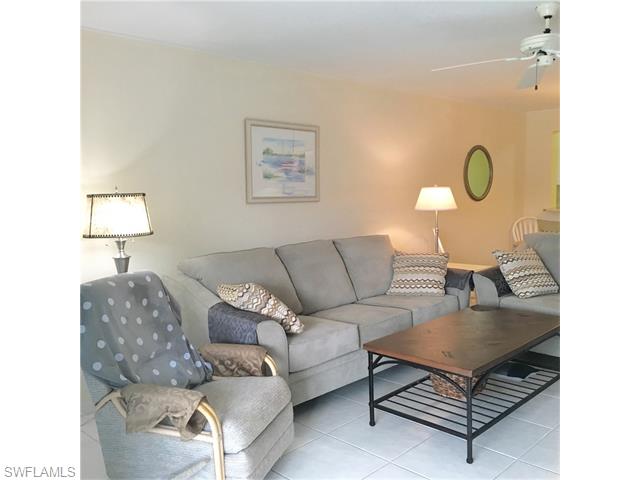 473 Gabriel CIR, Naples, FL 34104