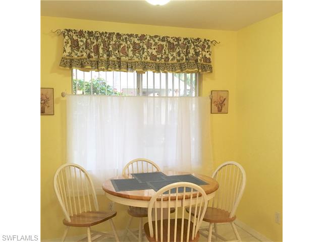 473 Gabriel CIR, Naples, FL 34104