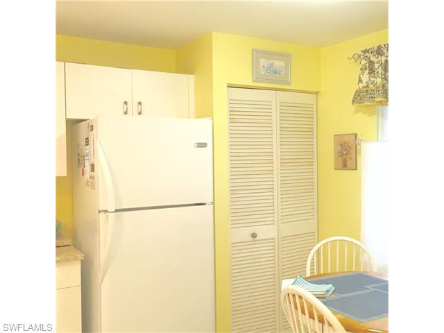 473 Gabriel CIR, Naples, FL 34104