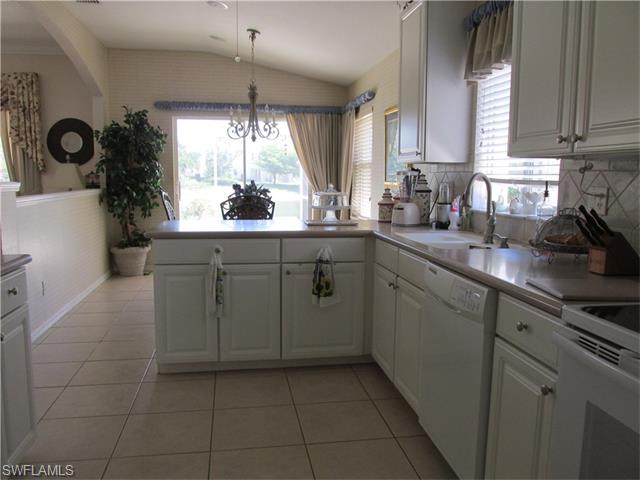 7867 Berkshire Pines DR, Naples, FL 34104