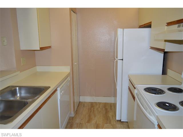 193 Santa Clara DR, Naples, FL 34104
