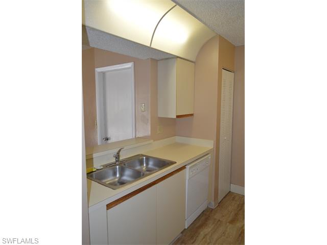 193 Santa Clara DR, Naples, FL 34104