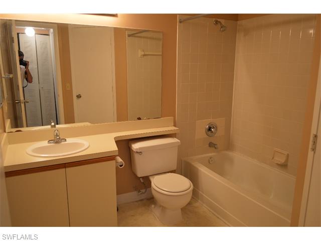 193 Santa Clara DR, Naples, FL 34104