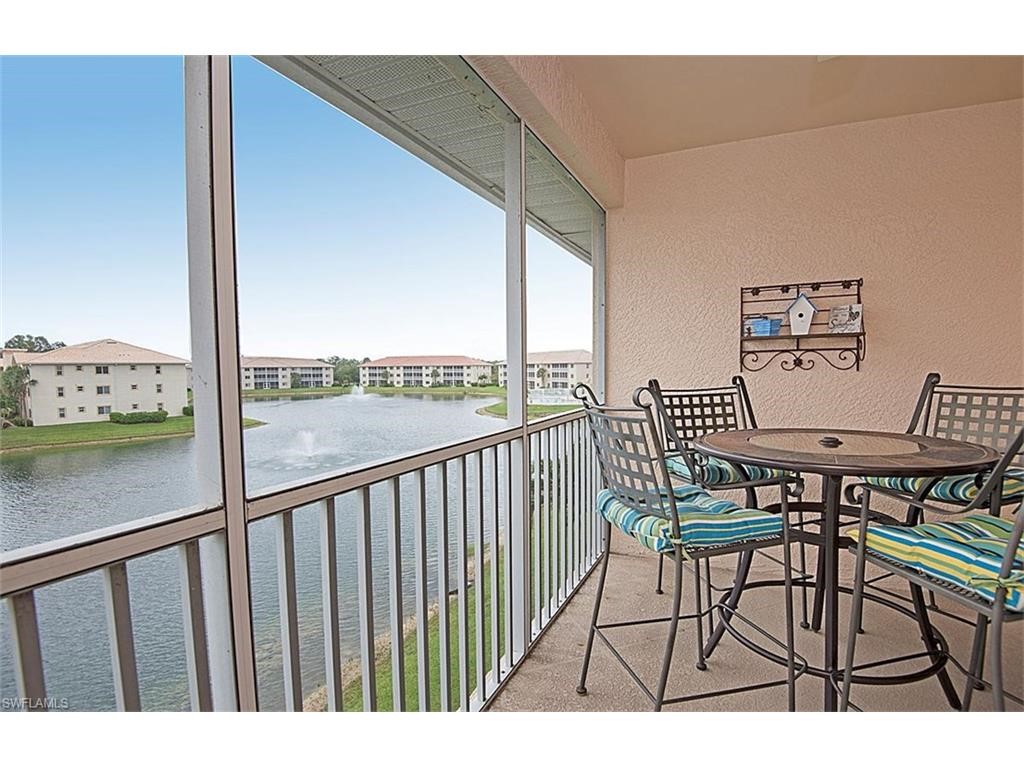 7842 Regal Heron Cir, Naples, FL 34104