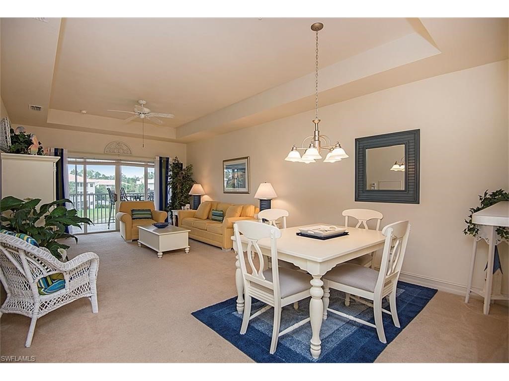 7842 Regal Heron Cir, Naples, FL 34104