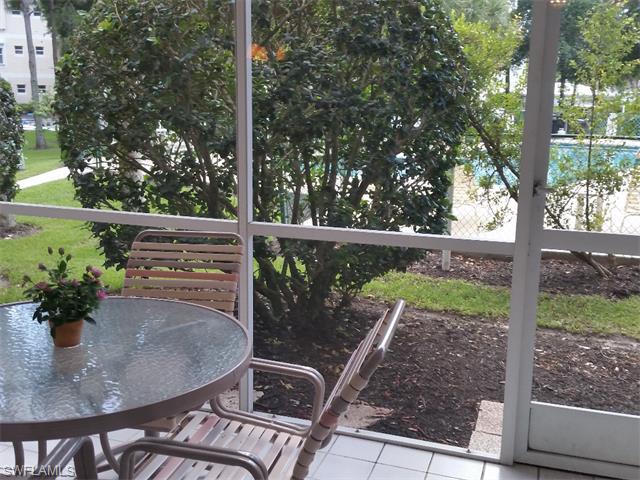 1044 Woodshire LN, Naples, FL 34105