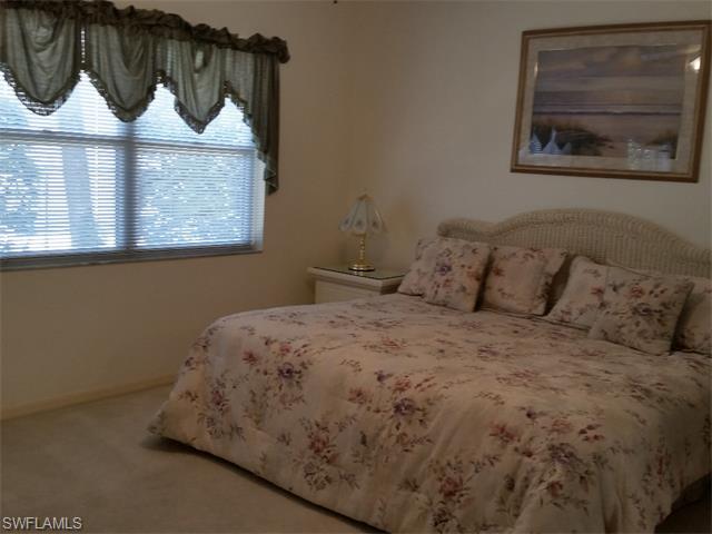 1044 Woodshire LN, Naples, FL 34105