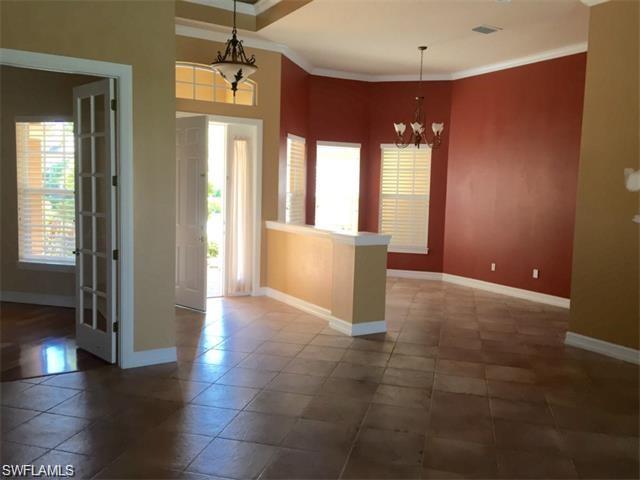 4963 Rustic Oaks CIR, Naples, FL 34105