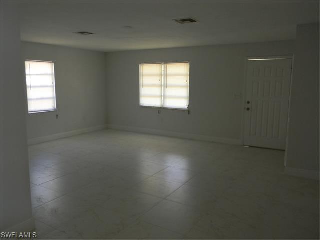 762 103rd AVE N, Naples, FL 34108