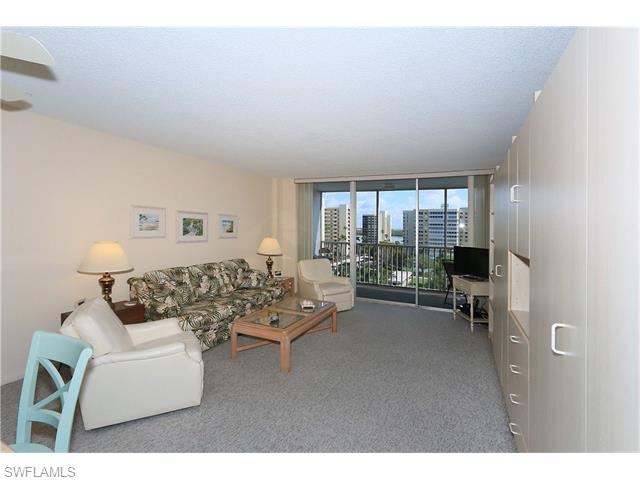 3 Bluebill AVE, Naples, FL 34108