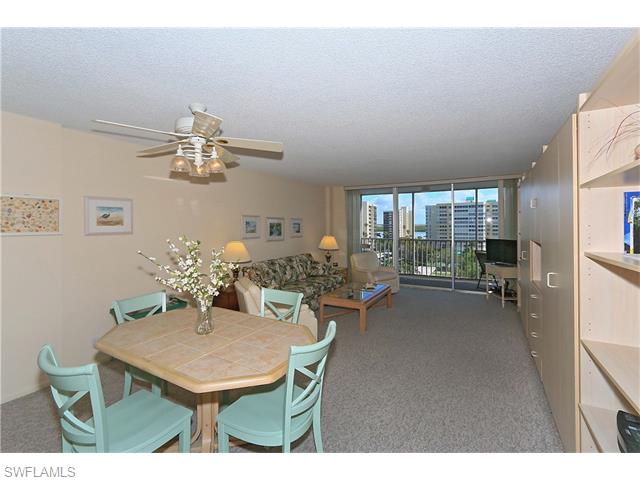 3 Bluebill AVE, Naples, FL 34108