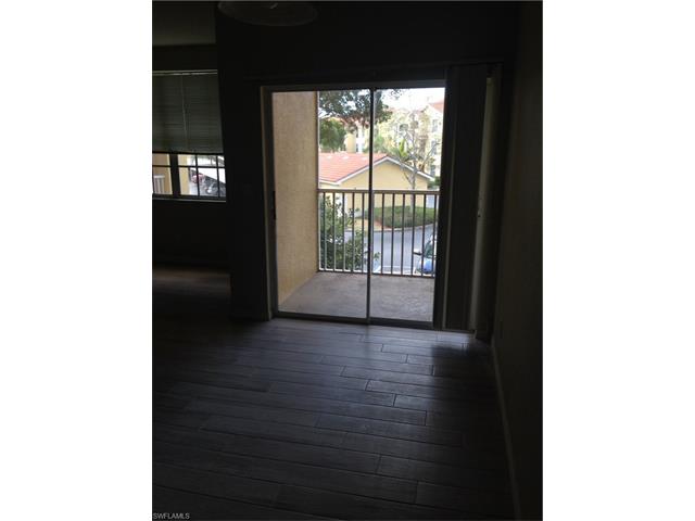 4620 Saint Croix LN, Naples, FL 34109