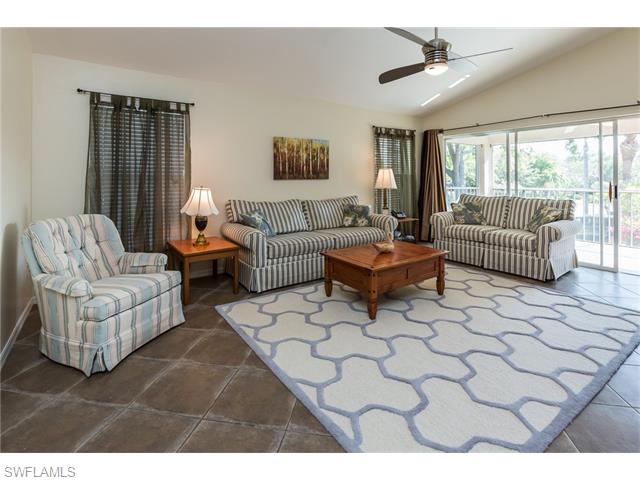 9840 Luna CIR, Naples, FL 34109