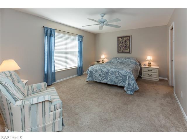9840 Luna CIR, Naples, FL 34109