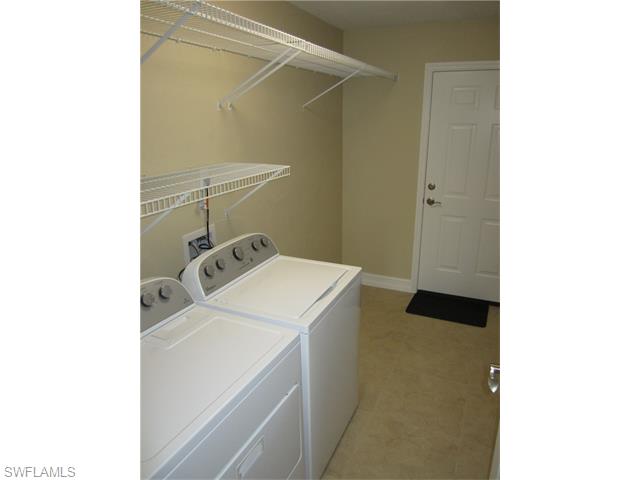 9637 Berkshire ST, Naples, FL 34109