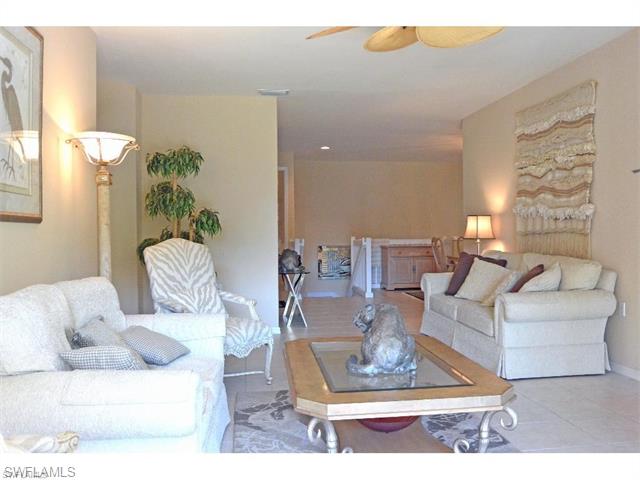 2190 Arielle DR S, Naples, FL 34109