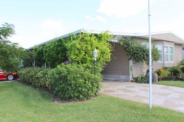 Landmark Naples1212 Yellowstone DrNaples, FL 34110