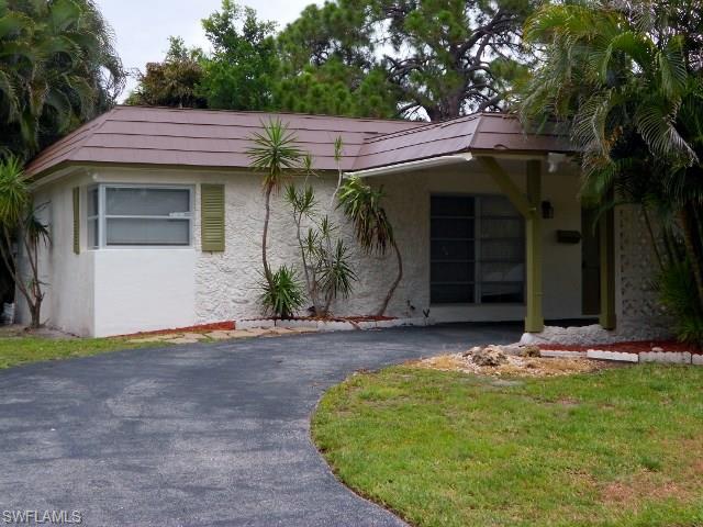 12 Kings RD, Naples, FL 34112