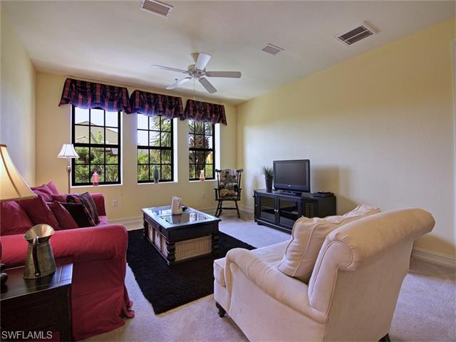 9110 Capistrano ST S, Naples, FL 34113
