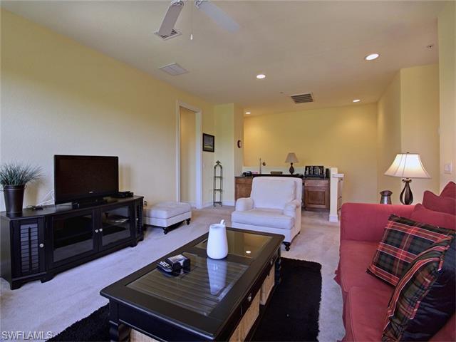 9110 Capistrano ST S, Naples, FL 34113