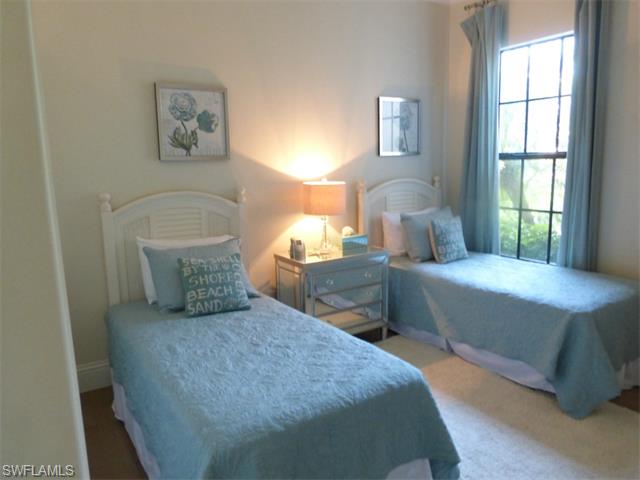 7480 Moorgate Point WAY, Naples, FL 34113