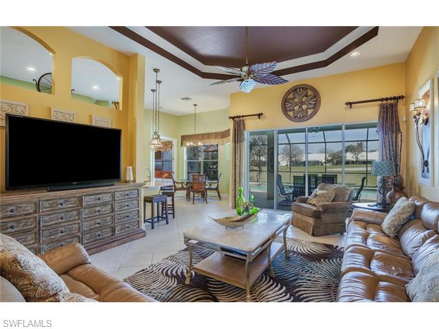 8990 Mustang Island CIR, Naples, FL 34113