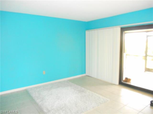 1534 Mainsail DR, Naples, FL 34114