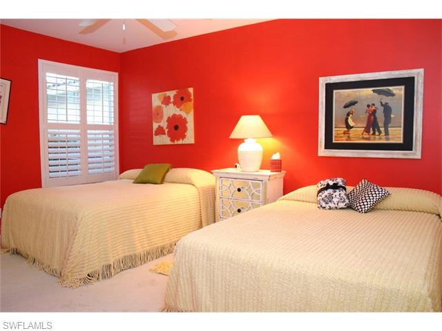 7088 Marconi CT, Naples, FL 34114