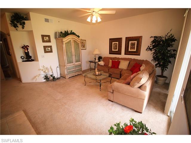 2865 Cypress Trace CIR, Naples, FL 34119