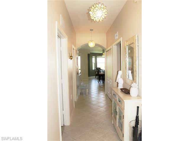 2700 Cypress Trace CIR, Naples, FL 34119